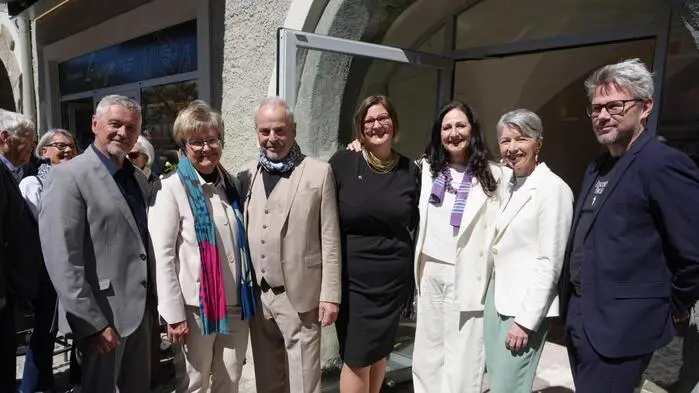 Claus Faller, Erika Schuster, Bernhard Zlanabiting, Julia Schuster, Nadja Kayali, Gaby Schaunig und Florian Eisner