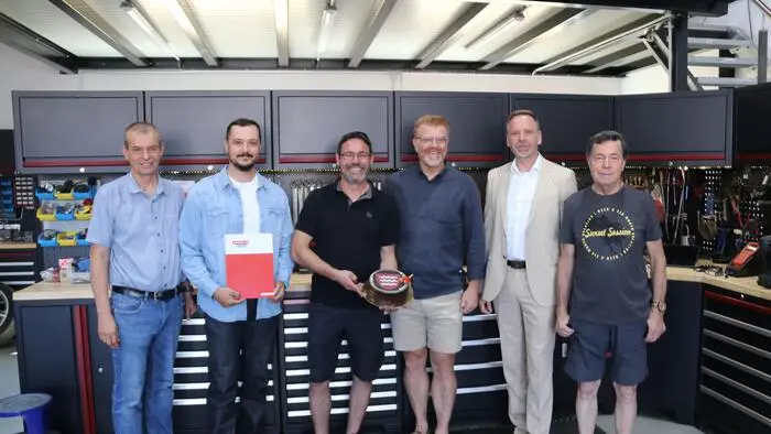 Jörg Opitz, StR Sandro Fuchsbichler, Harald Zenz, BGM Harald Bergmann, VzBGM René Jäger und Werner Zenz