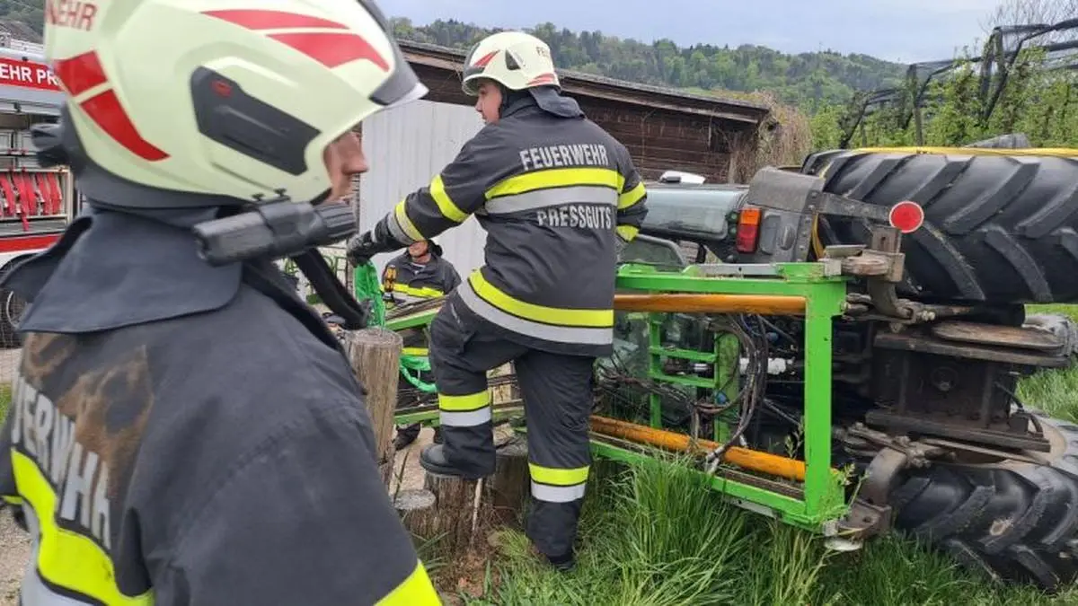 Einsatz für die Feuerwehr Preßguts im Obstgarten