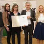 Groß ist die Freude über das verliehene Gütesiegel