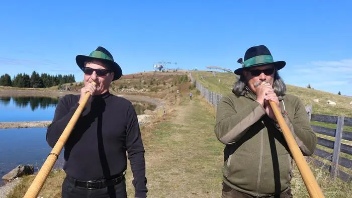 Die Alphornbläser „Alpklang Carinthia“ mit Walter Regenfelder und Franz Orieschnig ... 
