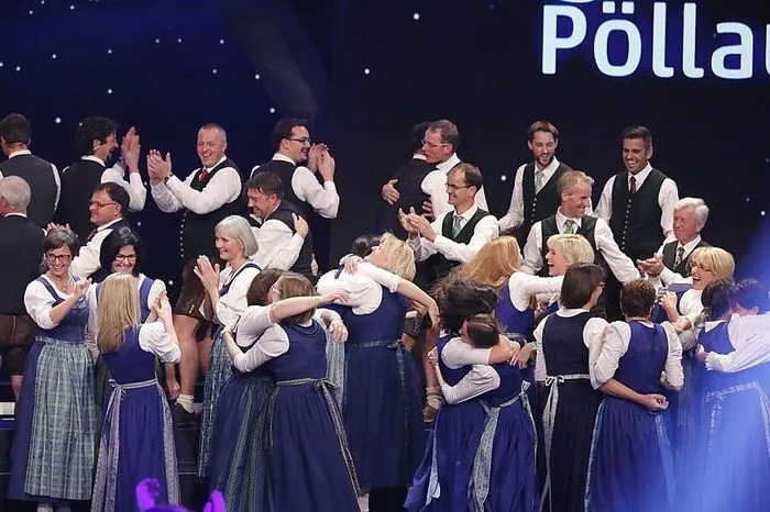 Eine Aufnahme von diesem Moment, als ihr Sieg verkündet wurde.