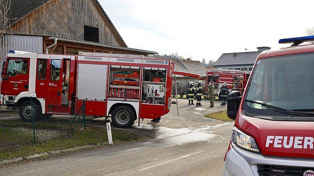 Fünf Feuerwehren rückten zur Brandbekämpfung an