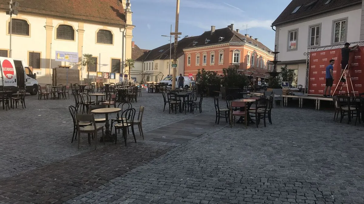 Die Aufbauarbeiten für das Fest sind voll im Gange
