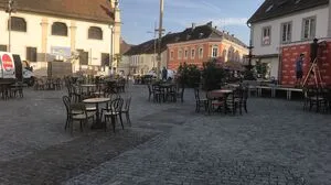 Die Aufbauarbeiten für das Fest sind voll im Gange