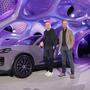 Design-Philosophen: Michael Mauer, Head of Volkswagen Group Design und Porsche-Design (re.), Oliver Blume, CEO Volkswagen Group und CEO von Porsche