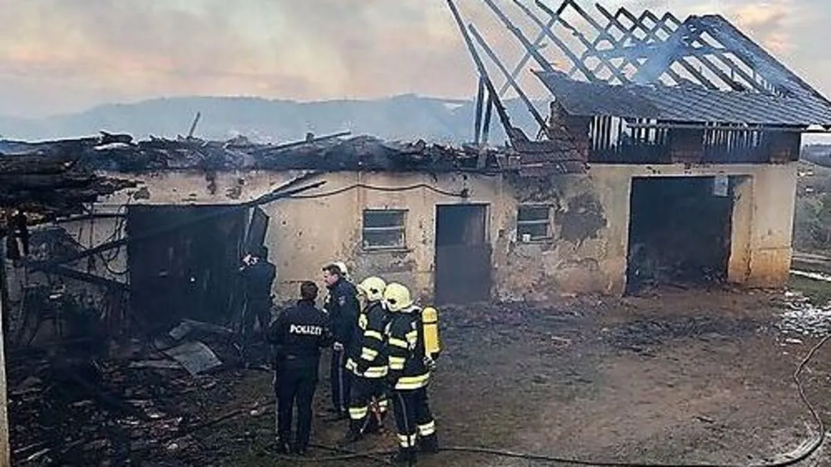 Das Gebäude brannte bis auf die Grundmauern nieder