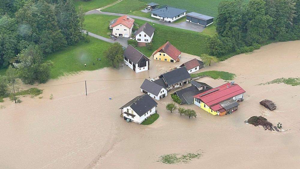 Luftaufnahmen von den Überschwemmungen in St. Paul im Lavanttal