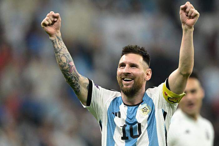 Lionel Messi jubelt nach dem 3:0 gegen Kroatien