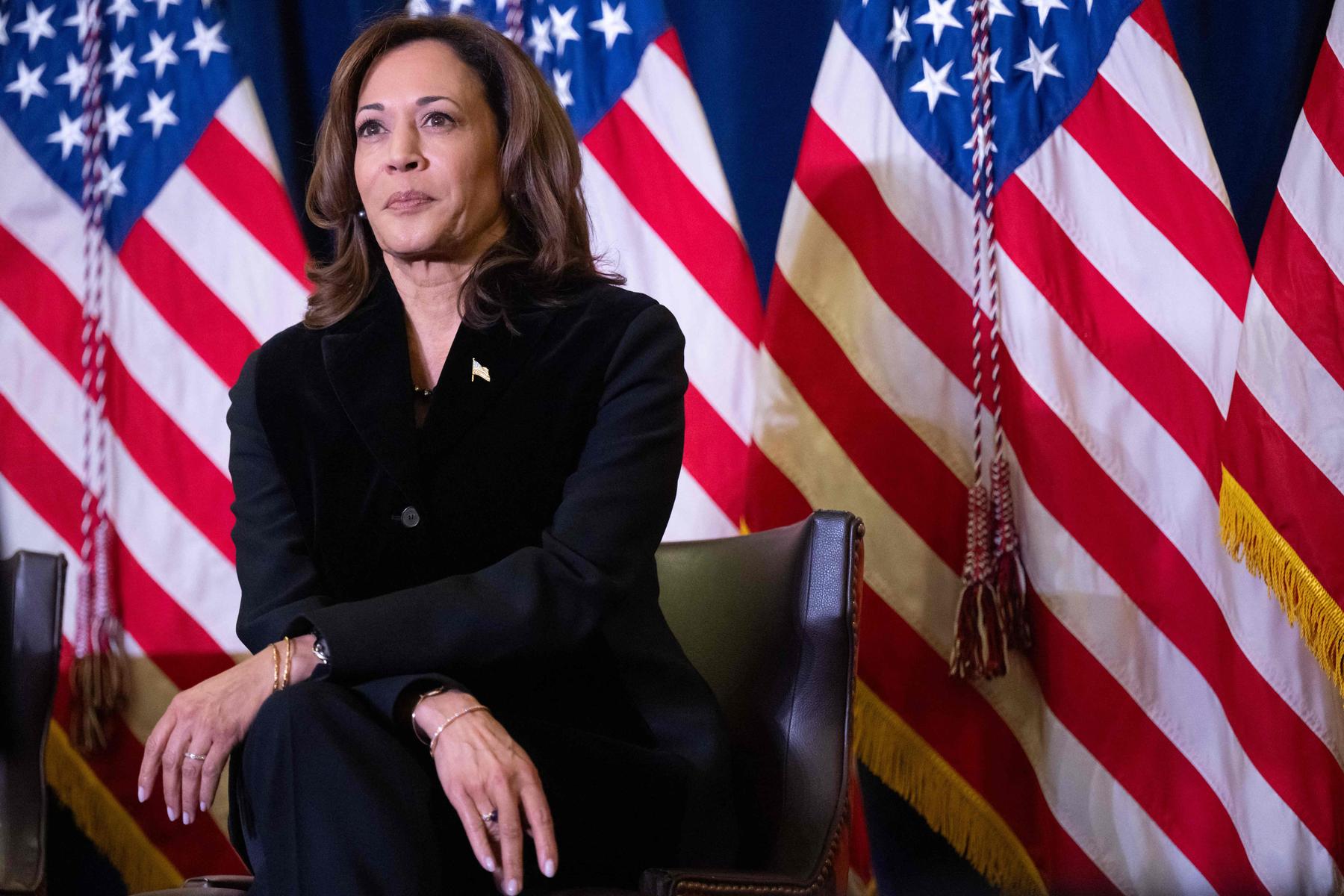 Kamala Harris kündigt Buch über ihren Präsidentschafts-Wahlkampf an