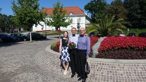 Im Jahr 2020 heirateten Truschner (Mitte) und Baier in Klagenfurt. Tochter Helena war natürlich auch dabei