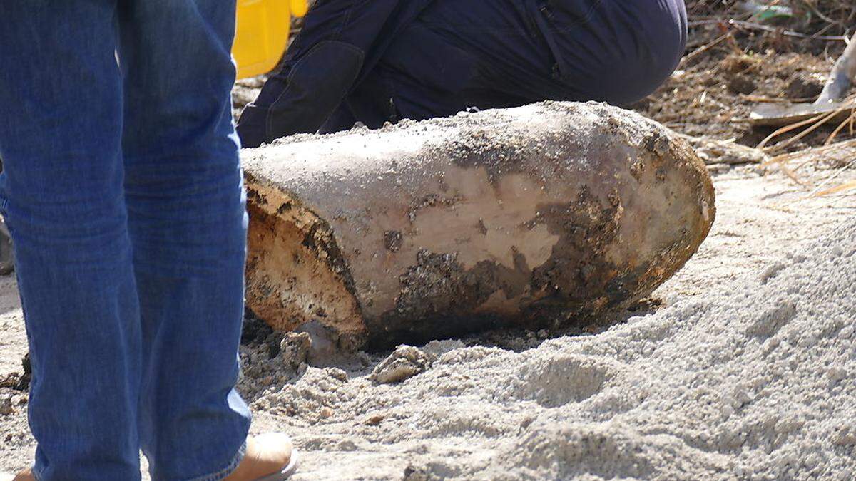 Die 250-kg-Bombe wurde in zwei Teilen gefunden