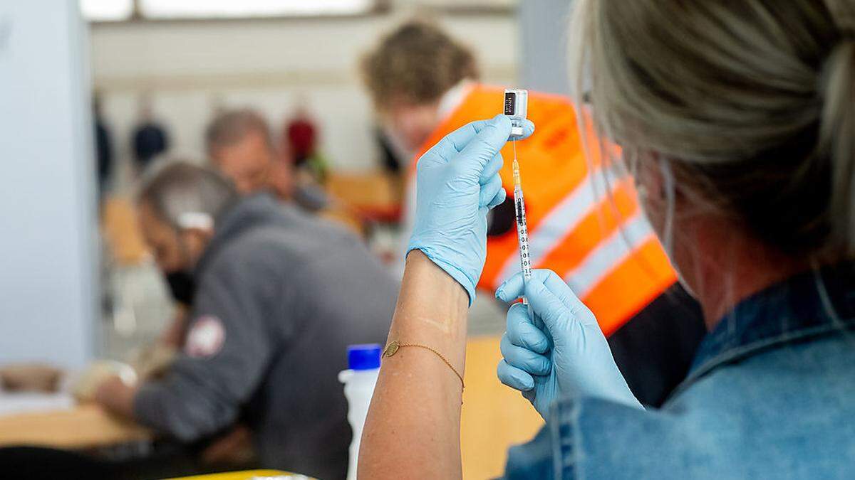 In der Lienzer Dolomitenhalle wird an zwei Freitagen geimpft