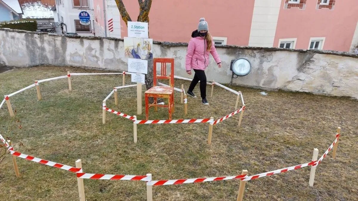 Die erste Station: Eine Spirale, die zum Richterstuhl führt