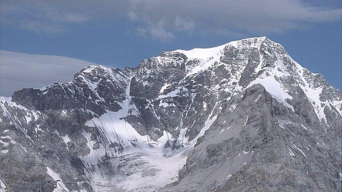 Zwei Österreicher stürzten im Ortlergebiet ab, einer starb