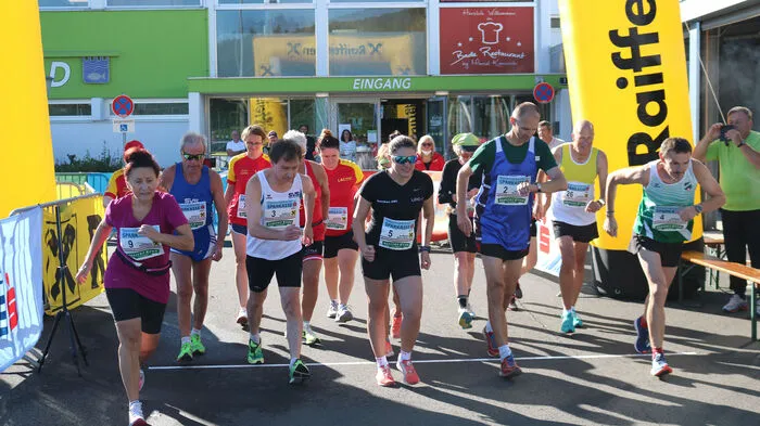 Um 10 Uhr starteten die Athleten in den Bewerb. In den Distanzen 50 Kilometer bei den Herren und 20 Kilometer bei den Frauen wurden die österreichischen Staatsmeister gekürt.