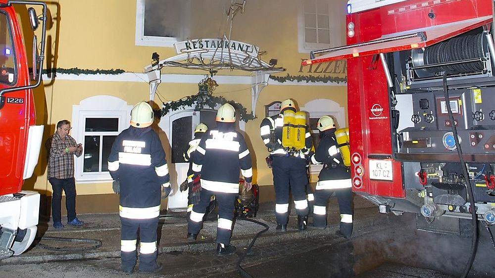 Feuerwehreinsatz in der Ferlacher Pizzeria zu Silvester