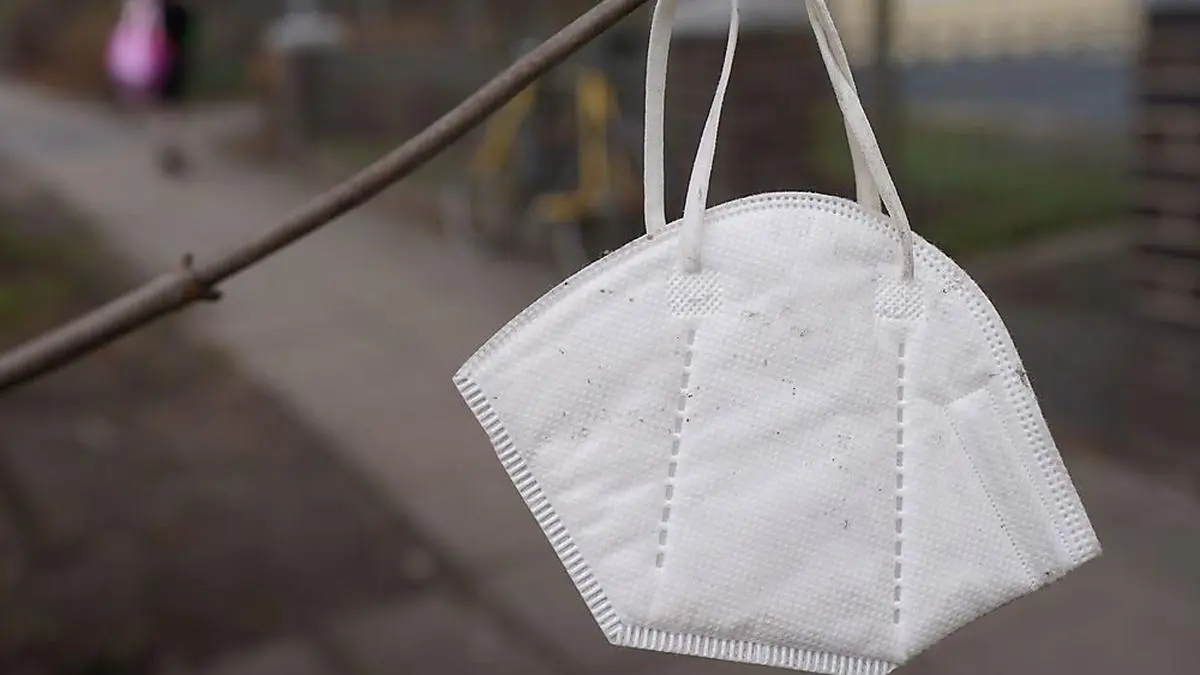 Die Maskenpflicht wird uns in 