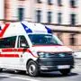 Man sieht einen Krankenwagen fahren