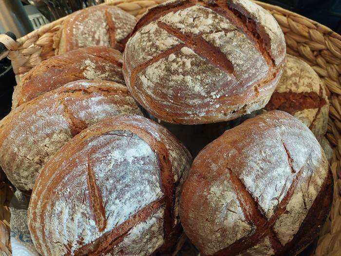 Frisches Brot kommt aus dem Lesachtal und aus Matrei