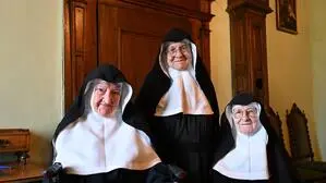 Die drei Augustiner-Chorfrauen vom Kloster Goldenstein, (v.l.) Bernadette, Rita und Regina