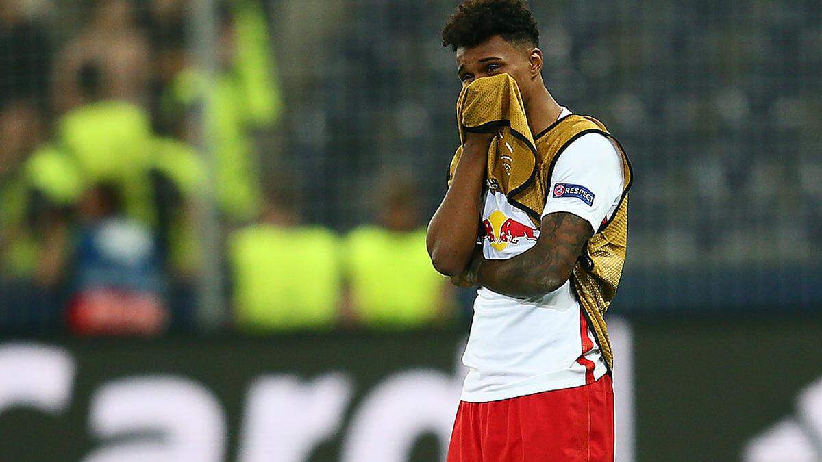 Valentino Lazaro war nach dem Spiel am Boden zerstört