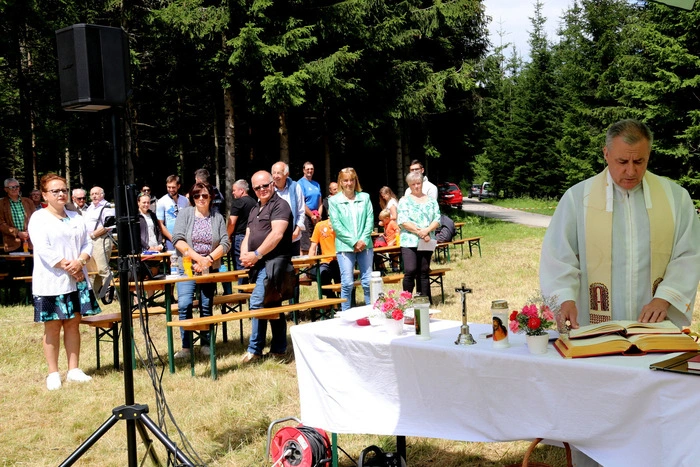 Mitveranstalter waren die Viehzuchtgenossenschaft für Loibach und Umgebung mit ihrem Obmann Joško Nachbar, die Südkärntner Bauern mit Ökonomierat Stefan Domej und die slowenische katholische Jungschar.