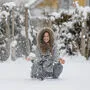 Frau im Schnee