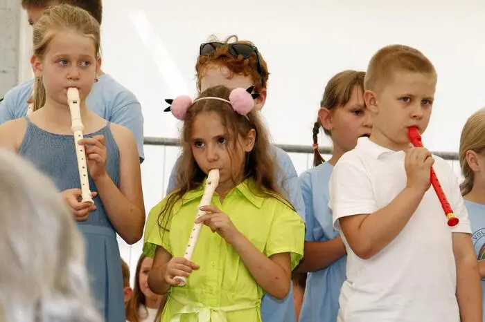 Im Laufe der Jahre wurde die Betreuungseinrichtung von der Gemeinde übernommen, Ende 2019 folgte die Etablierung einer Kinderkrippe durch Bürgermeister a.D. Johann Urschler.

