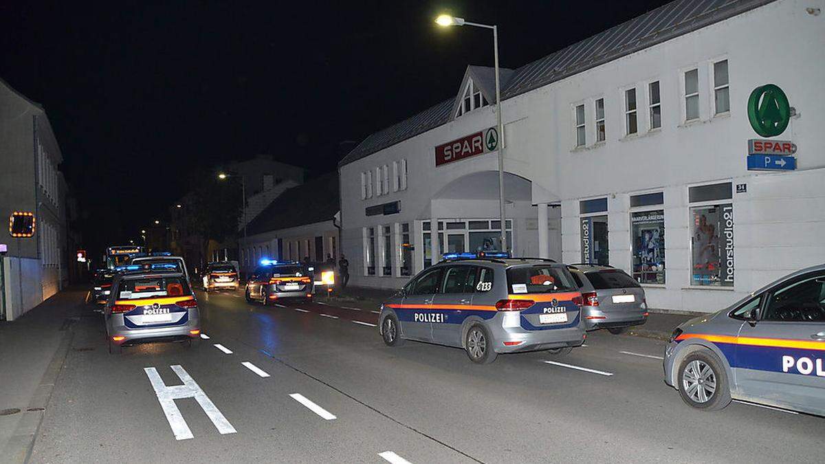 Großeinsatz für die Polizei in Baden in der Nacht auf Donnerstag 