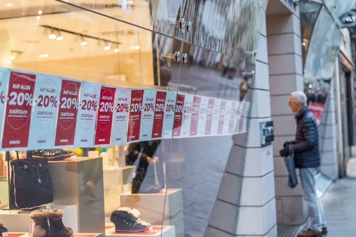 "Im Sale": Die Geschäfte versuchen überall, mit Angeboten zu locken