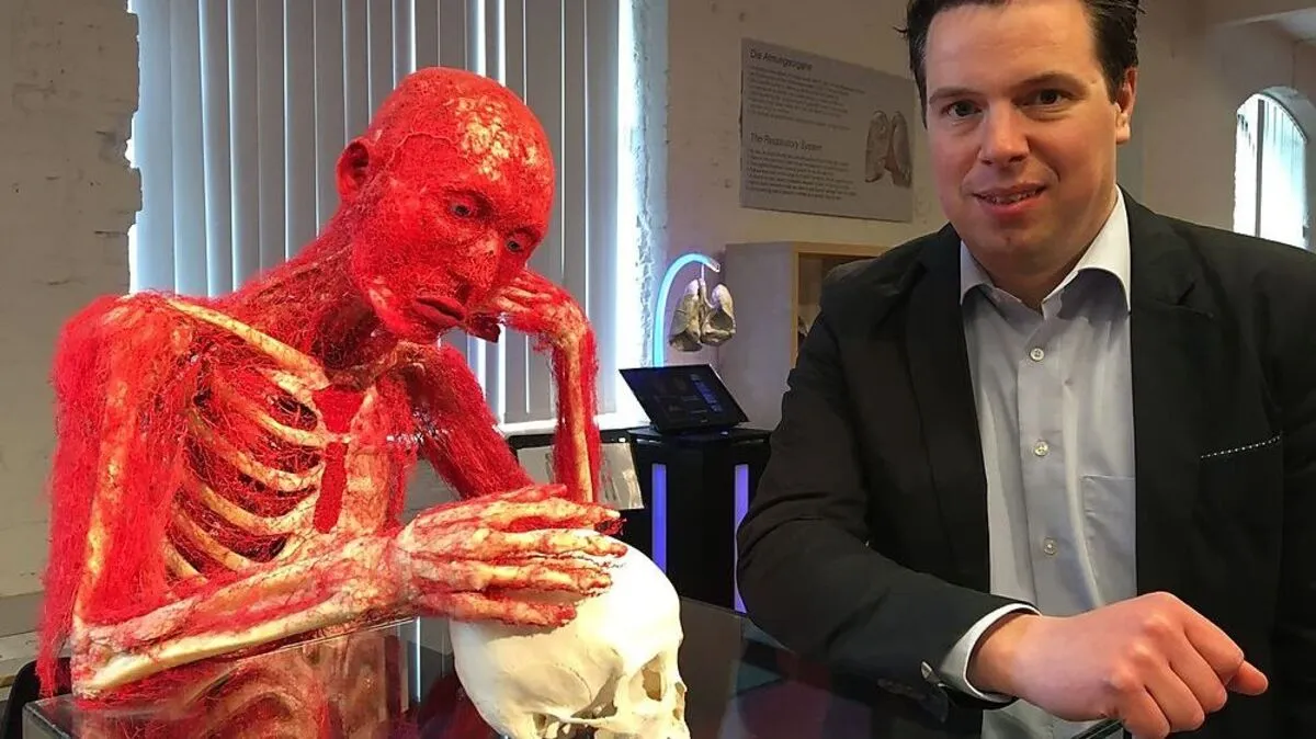 Rurik von Hagens ist Geschäftsführer im Plastinarium in Guben.