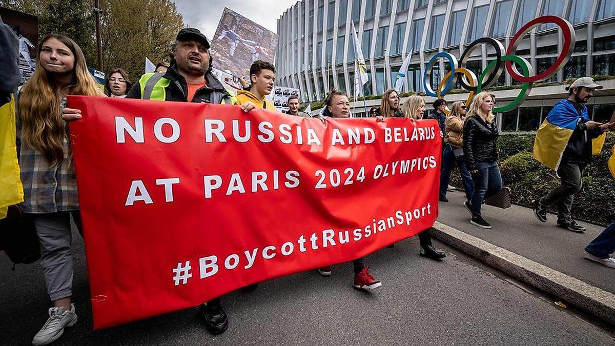 Vor dem IOC-Hauptgebäude kam es zu Protesten