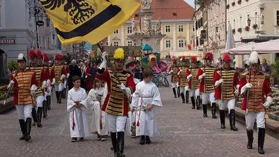 Fähnrich Peter Spendier führt die Trabanten an 