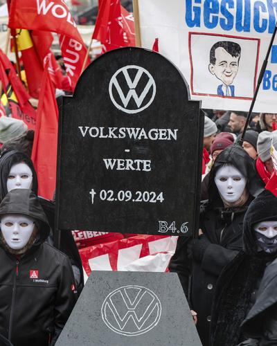 Demonstration der Gewerkschaft IG Metall in Wolfsburg