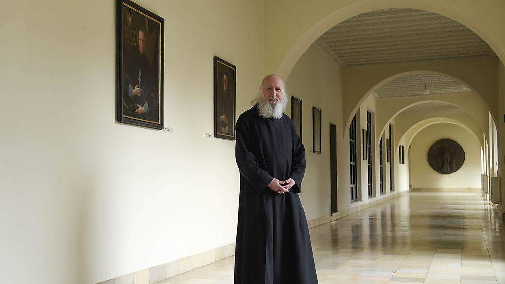 Pater Anselm ist Theologe, Philosoph und Betriebswirt 