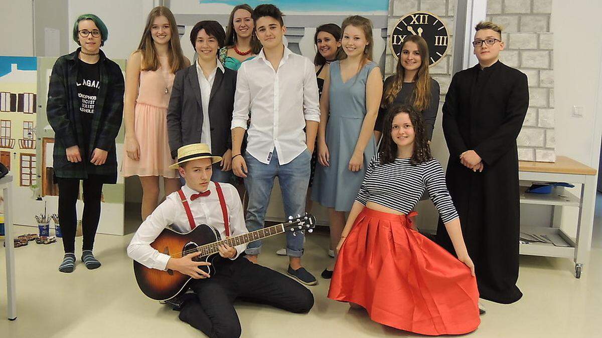 Mehr als 70 Schüler helfen mit, damit das Musical am 10. Februar auf die Bühne gebracht werden kann