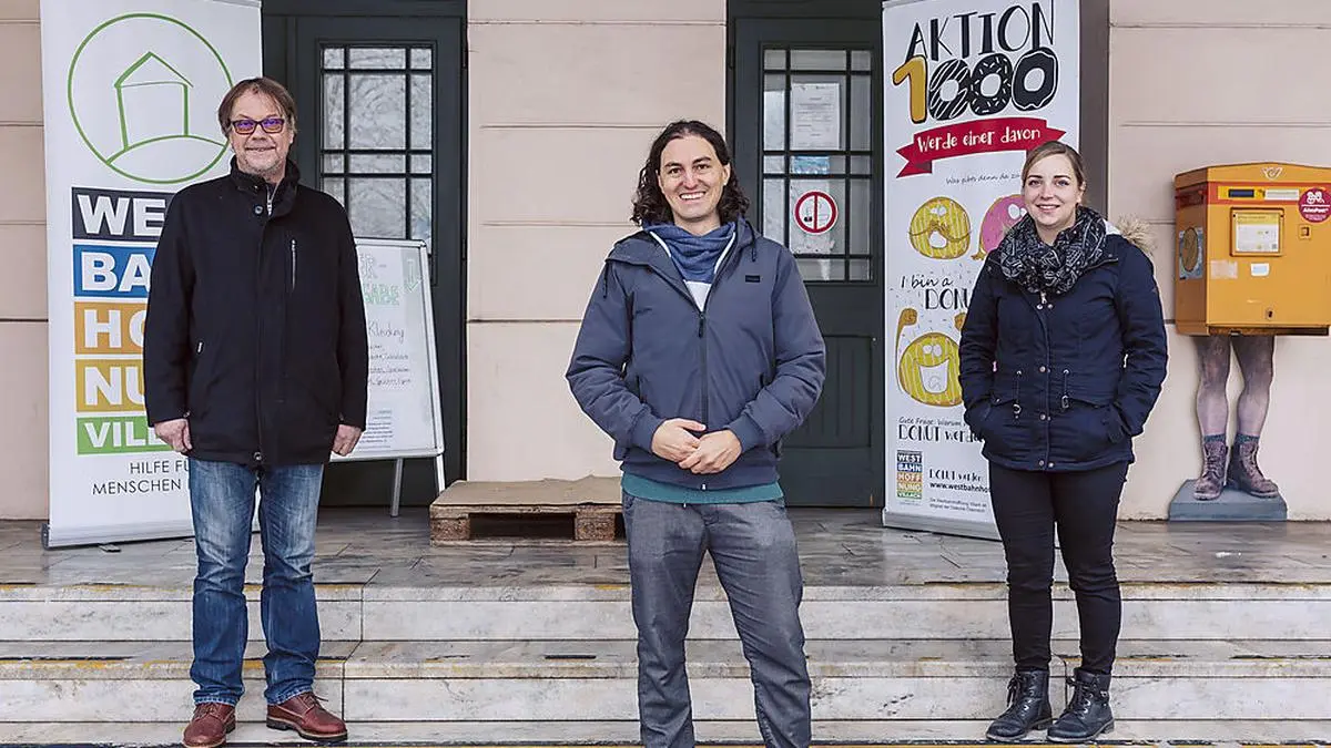 Von links: Westbahnhoffnung-Obmann Marjan Kac, Stadtrat Gerald Dobernig und Marija Kac, Geschäftsleiterin.