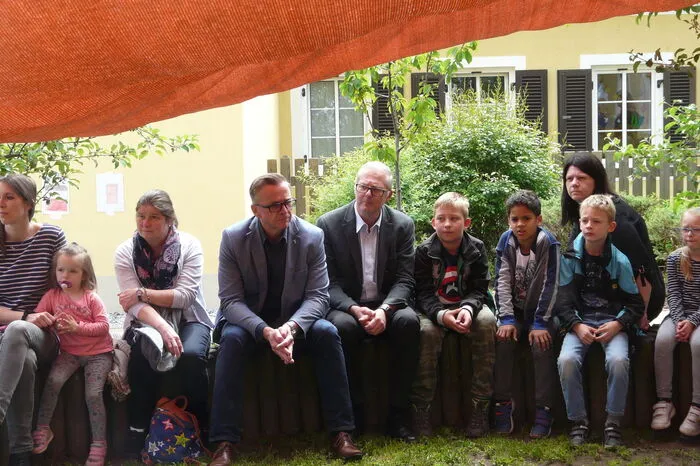 Unter den Zuhörern waren  auch Bürgermeister Helmut Linhart und Kassier Johann Bernsteiner.