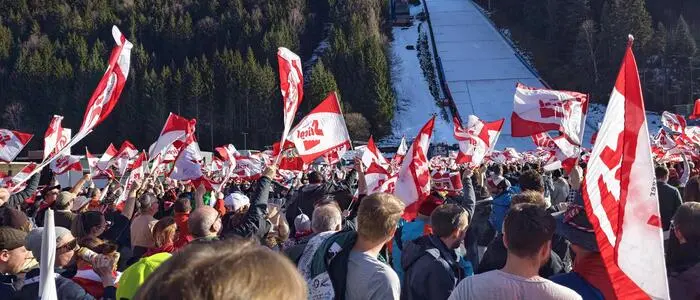 Ein Fahnenmeer am Kulm