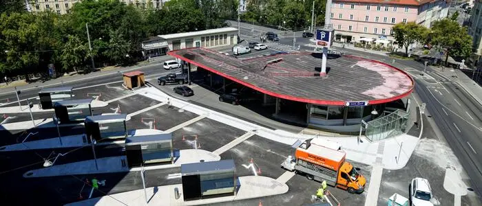 Nur noch der Feinschliff wurde zuletzt noch gemacht: Der neue Busbahnhof am Andreas-Hofer-Platz