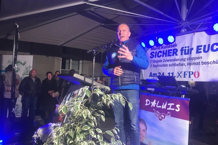 Klicken Sie sich durch die weiteren Bilder.