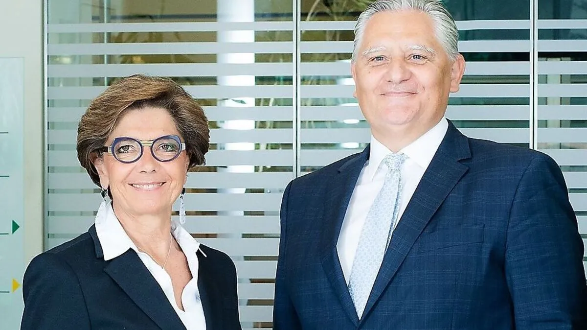 Volksbank-Generaldirektorin Regina Ovesny-Straka und Regionalleiter Rudolf Grandits bilanzierten 