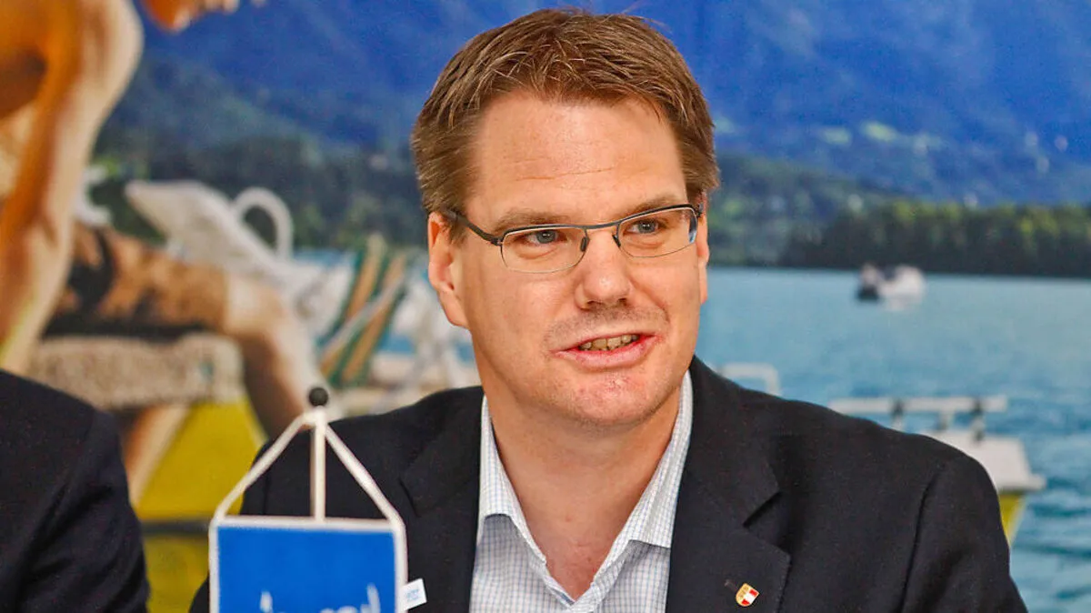 Achill Rumpold: 1974 - 2018