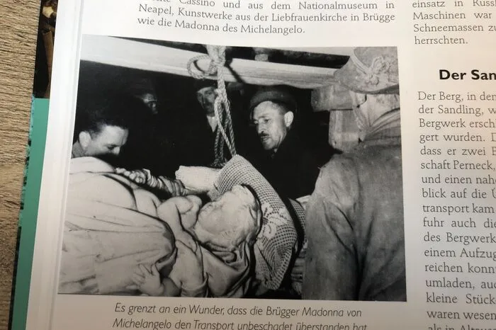 Der Transport der Madonna in einer Archivaufnahme