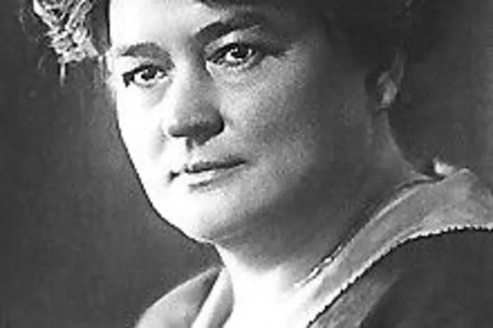 „Die Frauen werden erst ihre Emanzipation erlangen, wenn sie selbst aus eigener Kraft darum kämpfen.“ Adelheid Popp (1869 - 1939), Frauenrechtlerin und Sozialistin, Abgeordnete zum Nationalrat 1919 - 1934