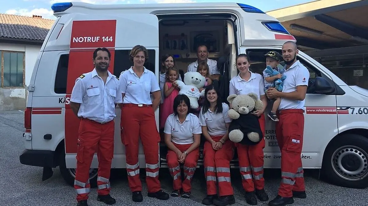 Das Teddy-Team: Martin Pirz, Marianne Tengg, Michèle Martini, Jürgen Haim, Mara und Laura Pirz, Hildegard und Tanja Erschen, Lisa-Marie