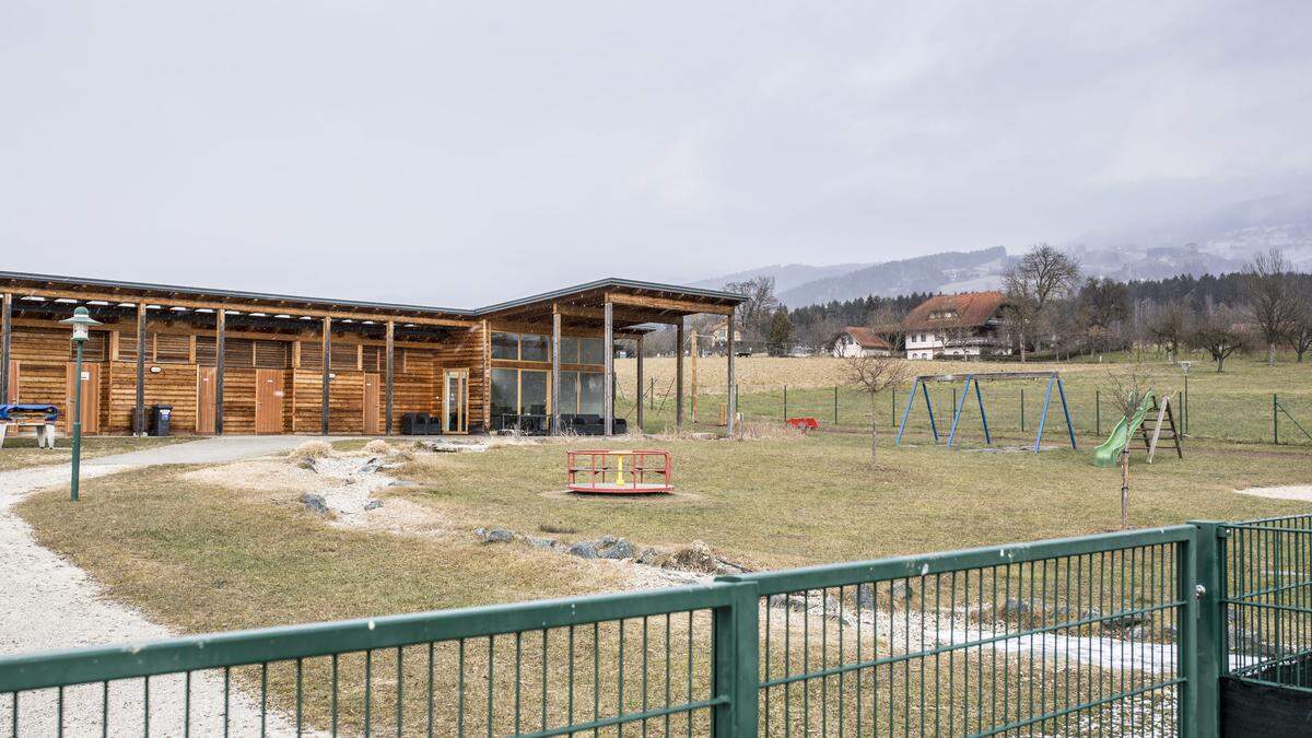 Der Acker hinter dem Sport- und Freizeitpark in St. Georgen soll bald der Gemeinde gehören