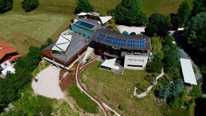 Hier werden - hoch über Millstatt - nicht nur Geist und Seele auf Vordermann gebracht, sondern auch vegane Nudel kredenzt.