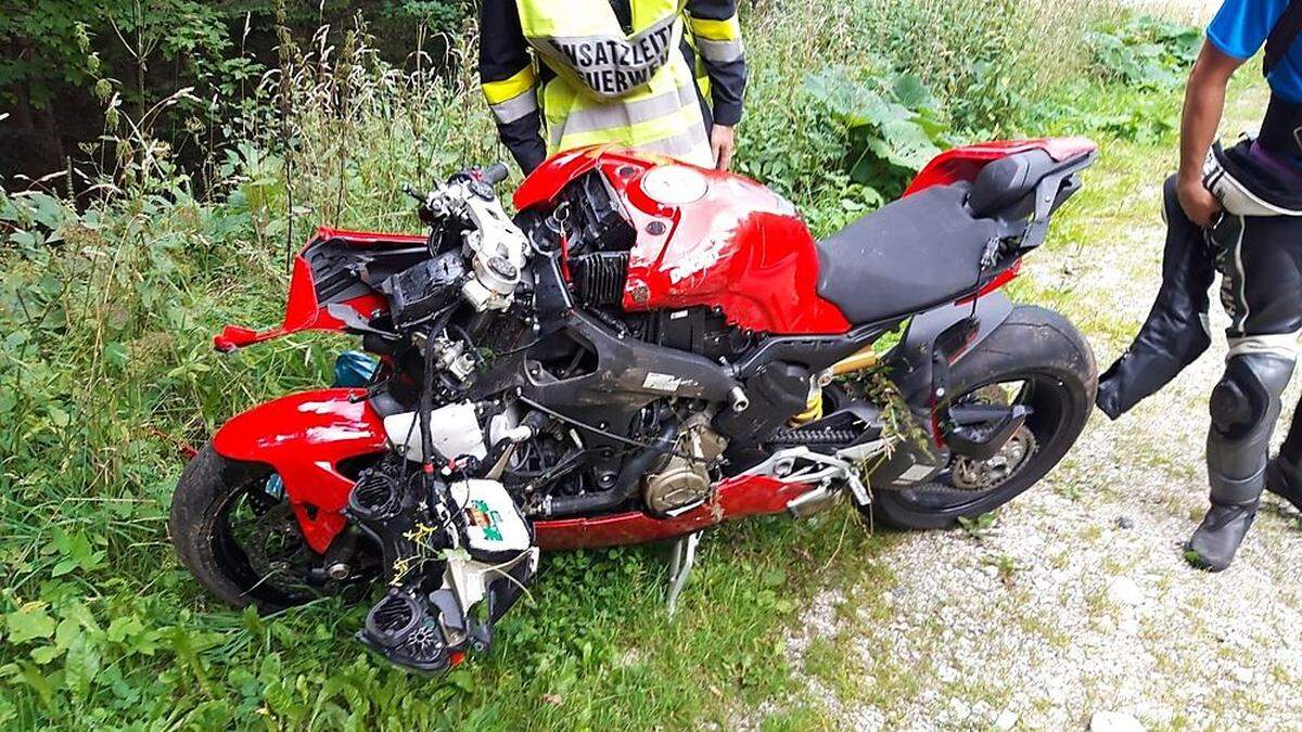 Am Motorrad entstand erheblicher Schaden